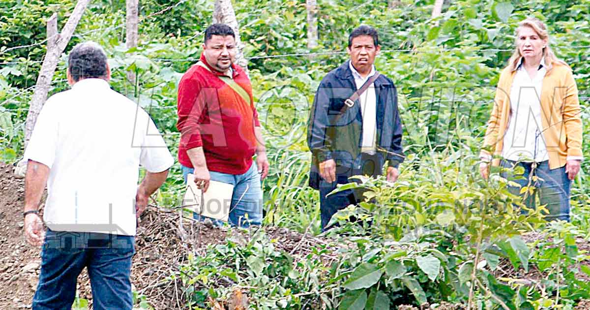 Grupo de peritos federales realizan inspección en área invadida al Cbtis 78