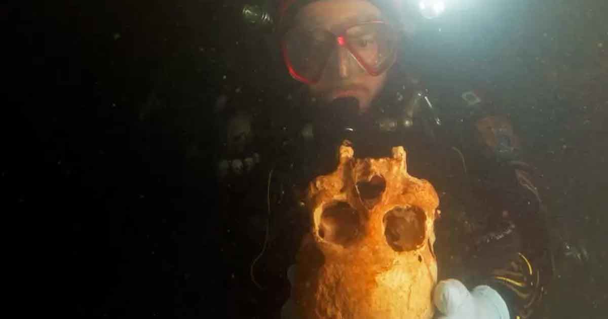 Hallan esqueleto de una mujer de casi 10 mil años cerca de Tulum