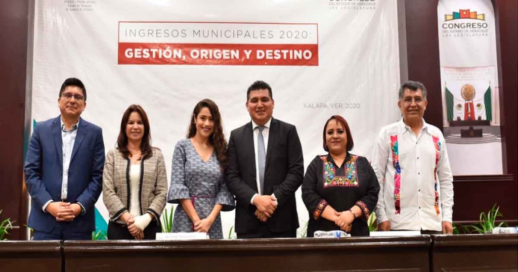 Imparten en el Congreso del Estado curso Ingresos Municipales 2020