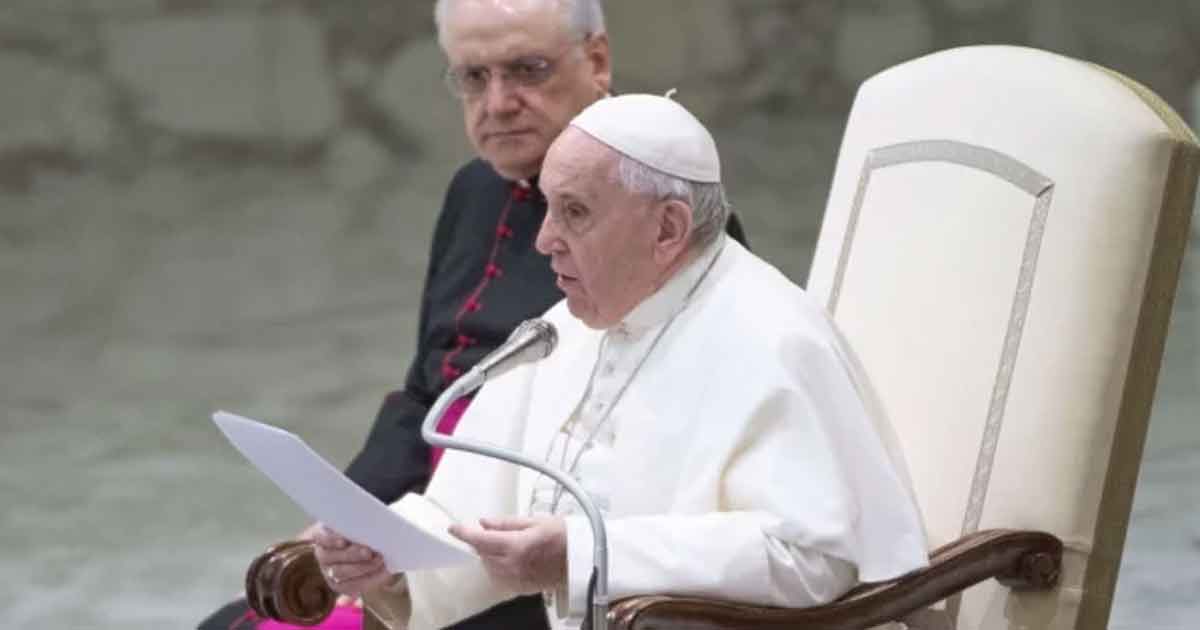 Papa rechaza propuesta de ordenar a hombres casados en la Amazonia