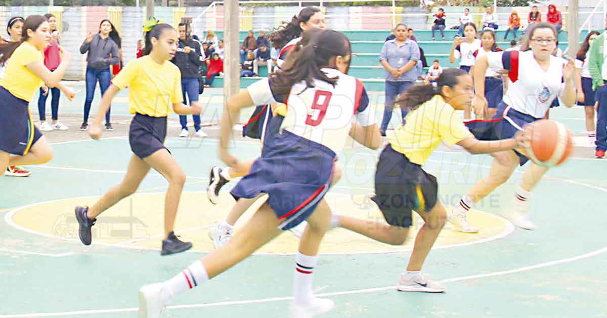 Mochan becas a deportistas