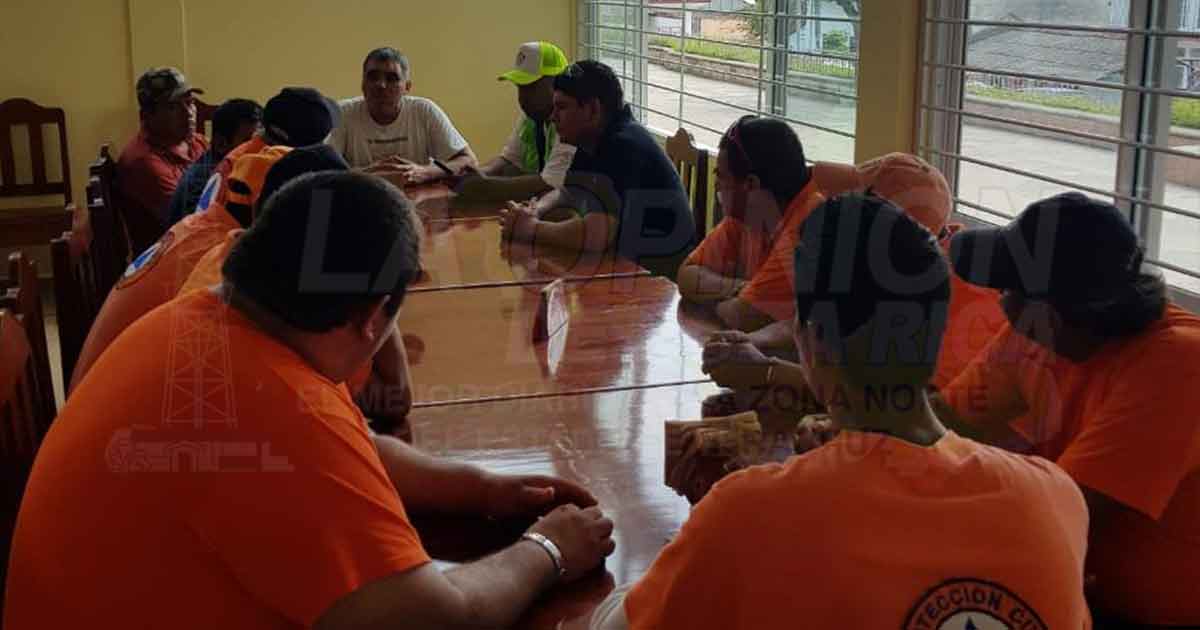 Coordinan trabajos para Semana Santa Protección Civil de Espinal y Puebla