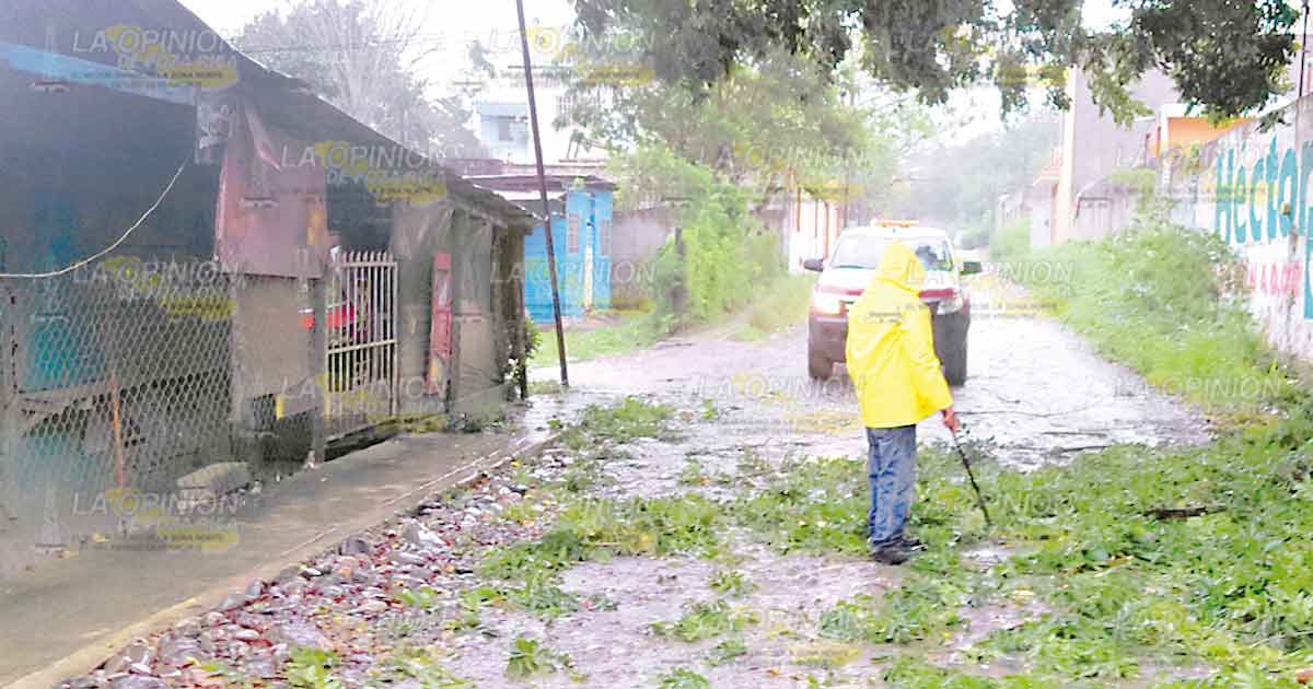 Pega norte y provoca daños