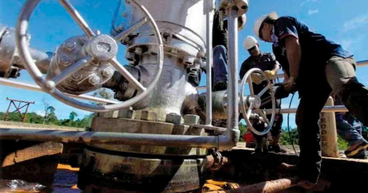 Pemex vendió petróleo rebajado con agua y sal durante 2018, revela investigación