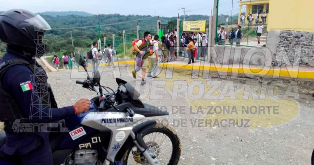 Quieren entrar a la Policía