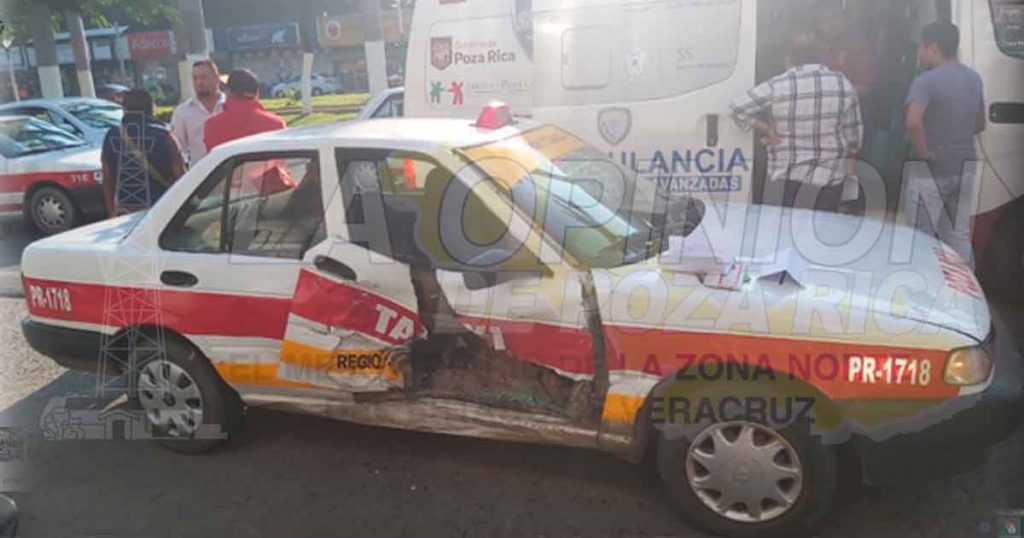 Aparatoso choque en el bulevar Ruíz Cortines en Poza Rica