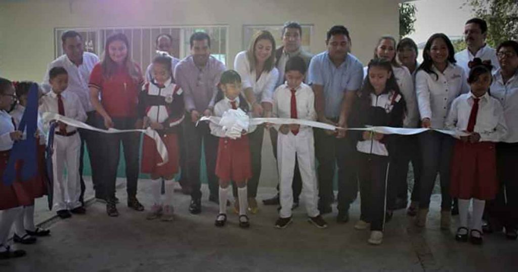 Estrenan aula didáctica en escuela de Naranjos