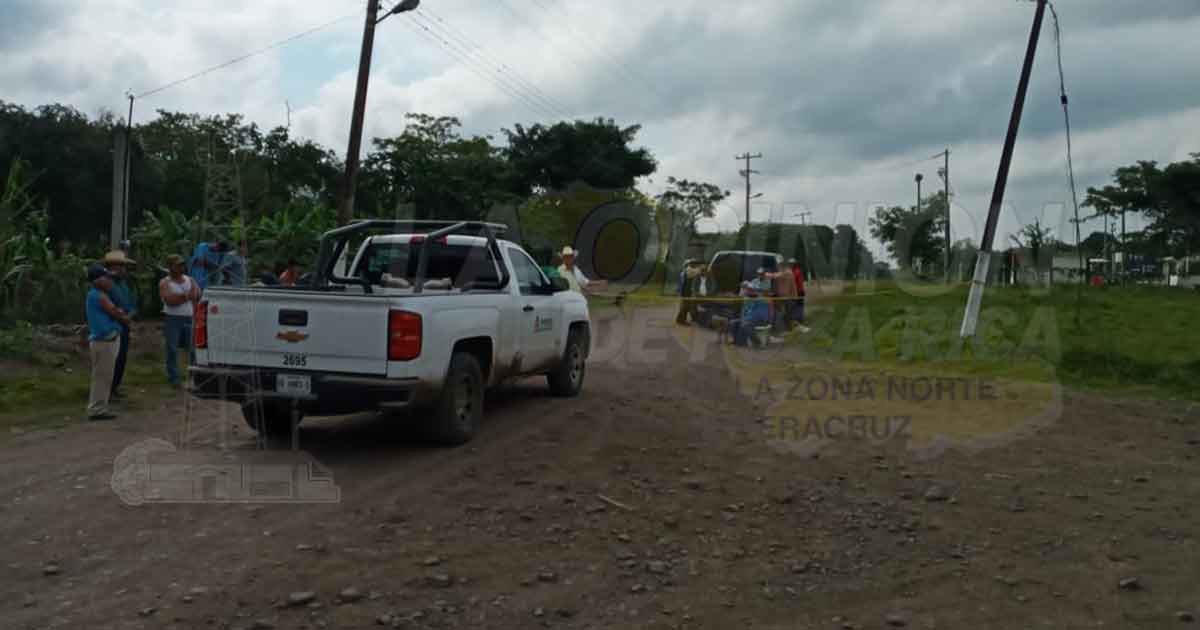 Bloquean acceso a batería de Pemex