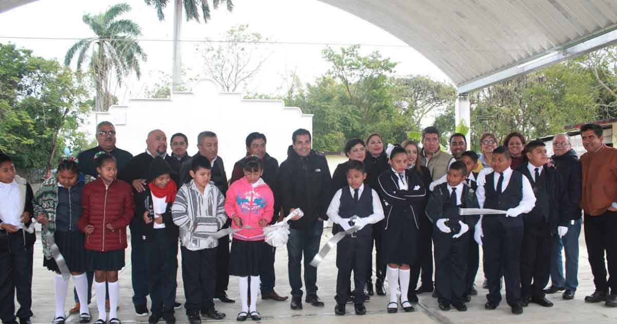 Entregan rehabilitación de domo en escuela primaria de Naranjos