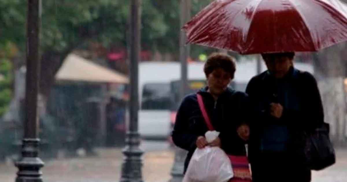 Fuertes lluvias en el sureste de México por frente frío