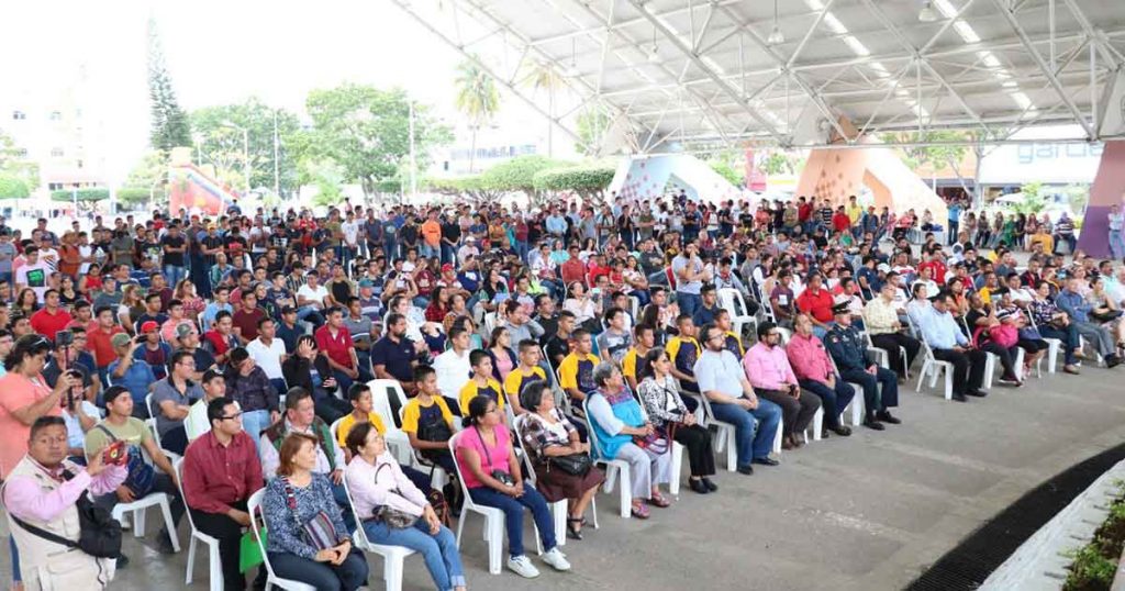 Las fuerzas armadas están siempre con nosotros, afirma Javier Velázquez