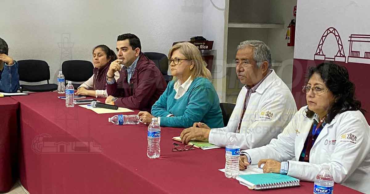 Sesionan autoridades sanitarias