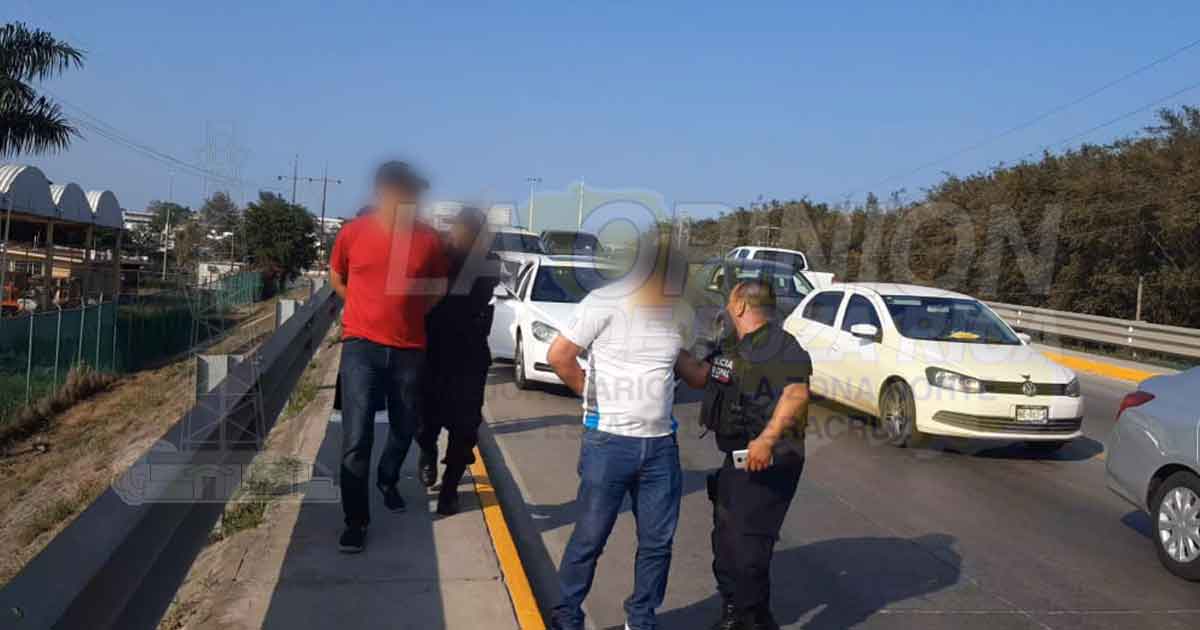 Mega operativo en el puerto de Tuxpan por presunta privación de libertad a una persona