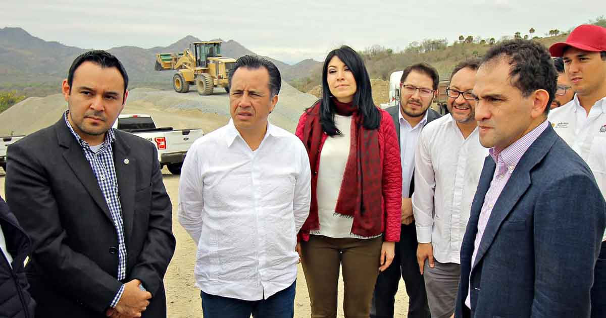 Gobernador del estado supervisa tres obras en compañía de Arturo Herrera y Lima Franco