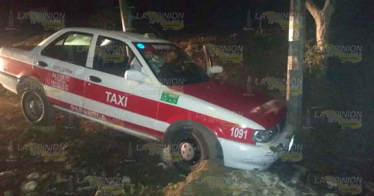 Taxi se sale del camino