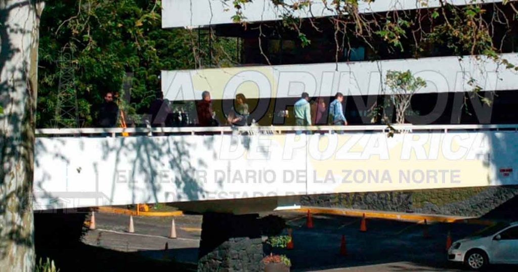 Liberan Finanzas y detienen a dirigente del Sindicato
