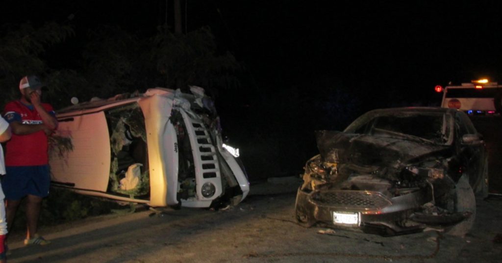 ¡Cruenta carambola; tres lesionados!