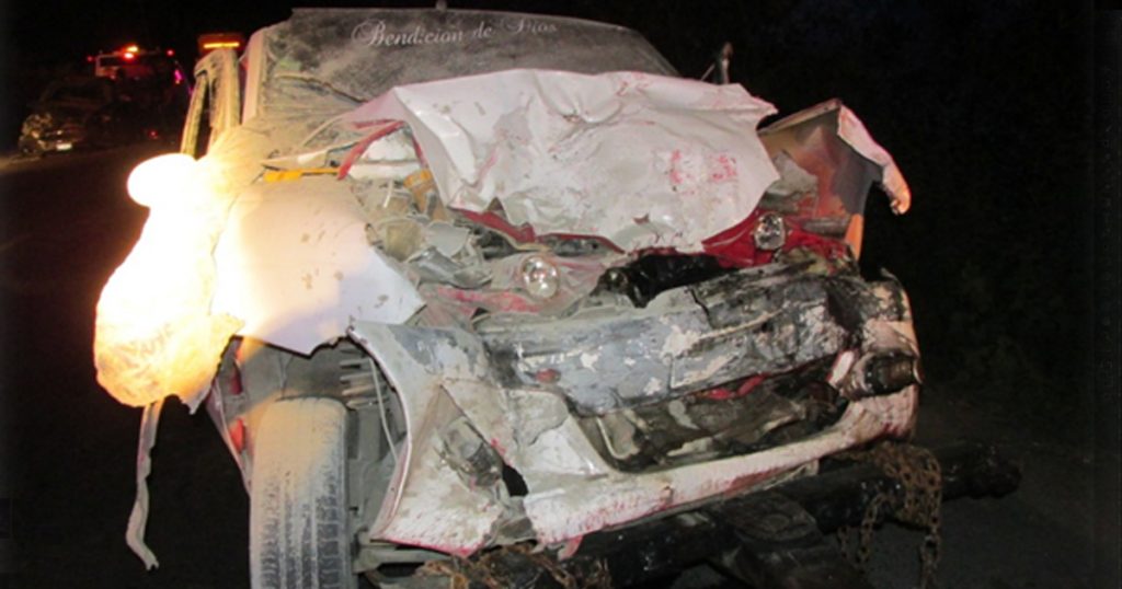 ¡Cruenta carambola; tres lesionados!