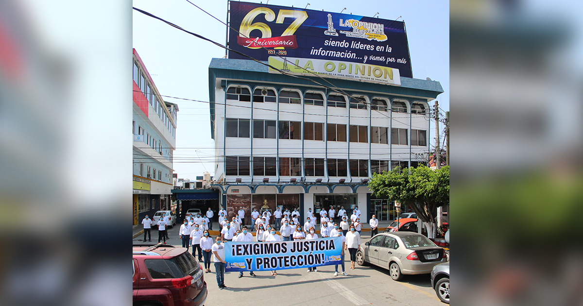 No llega la justicia, La Opinión de Poza Rica reprocha atentados