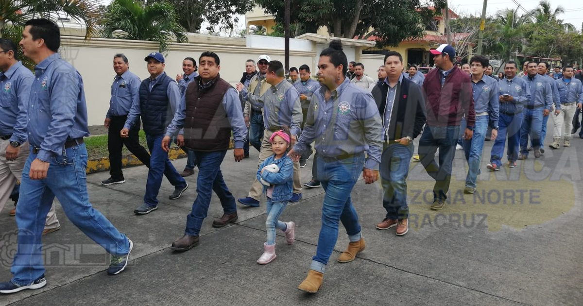 Cancelan desfile petrolero en Tuxpan
