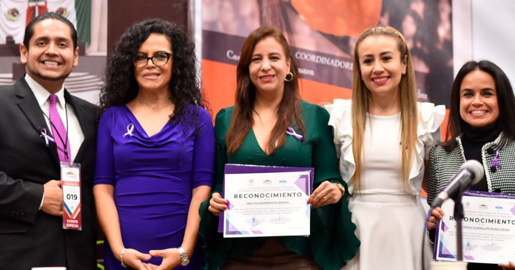 Presentan en el congreso el libro temas selectos sobre violencia política de género