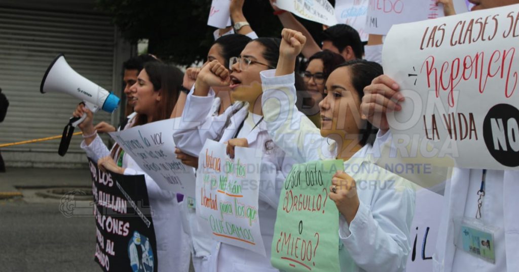 Protestan estudiantes contra la inseguridad