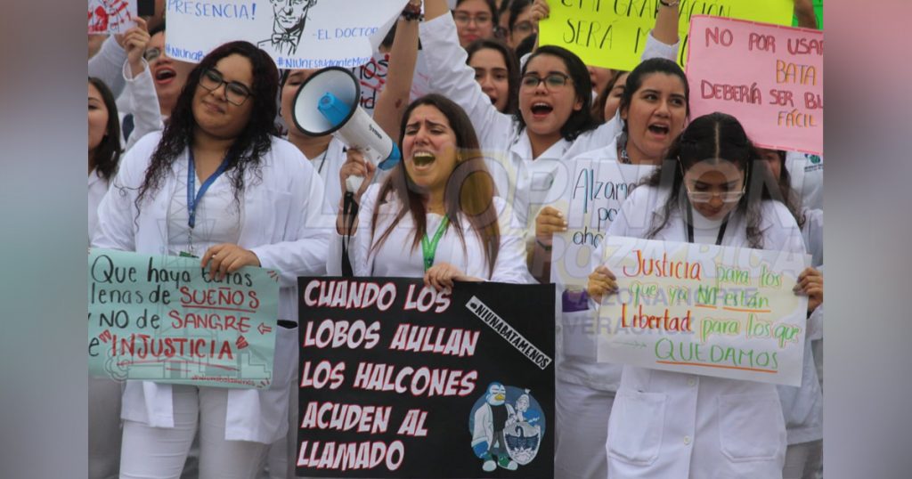 Protestan estudiantes contra la inseguridad