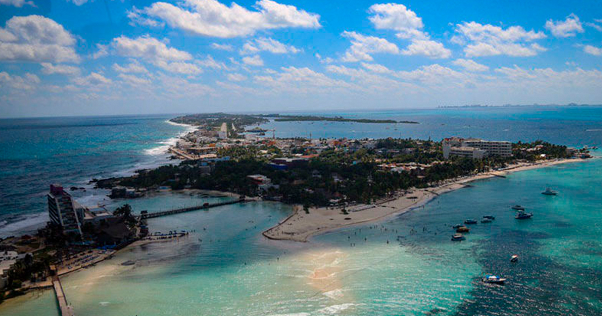 Reconocen belleza de playas de Quintana Roo