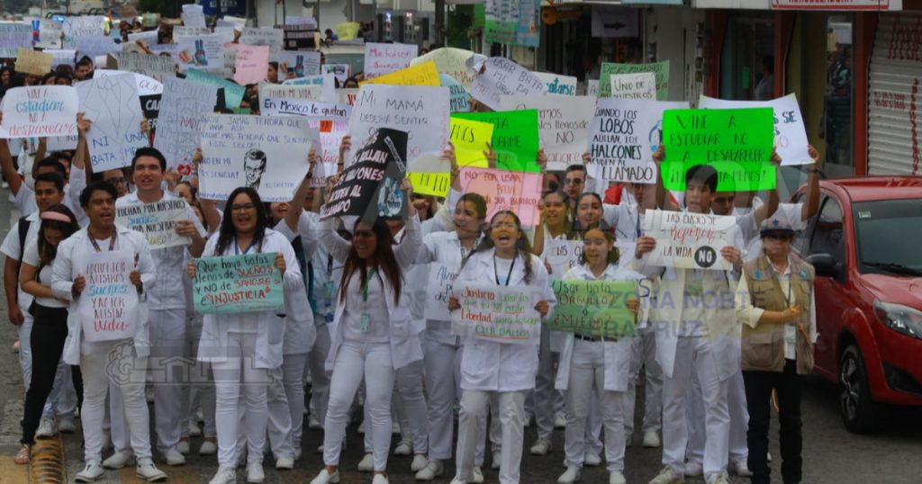 Protestan estudiantes contra la inseguridad