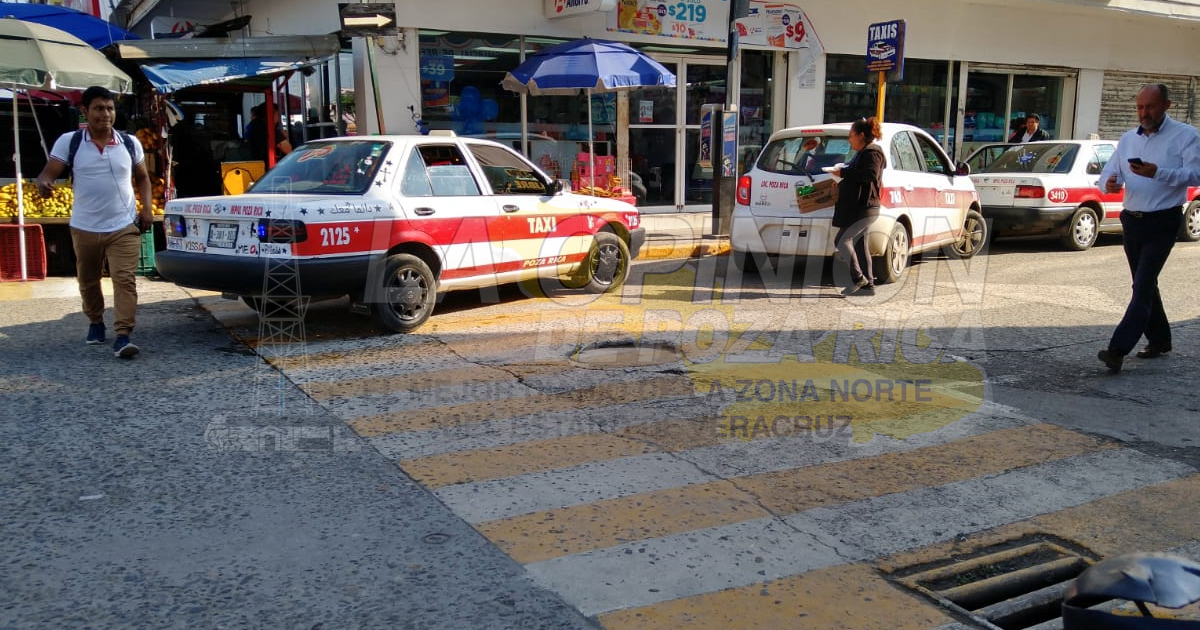Taxistas irrespetuosos en Poza Rica