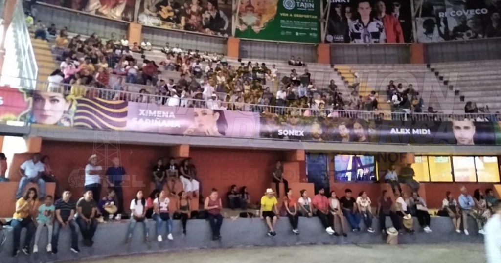Sin gente inician los conciertos de Cumbre