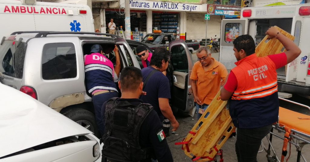 Carambolazo mañanero deja una mujer lesionada