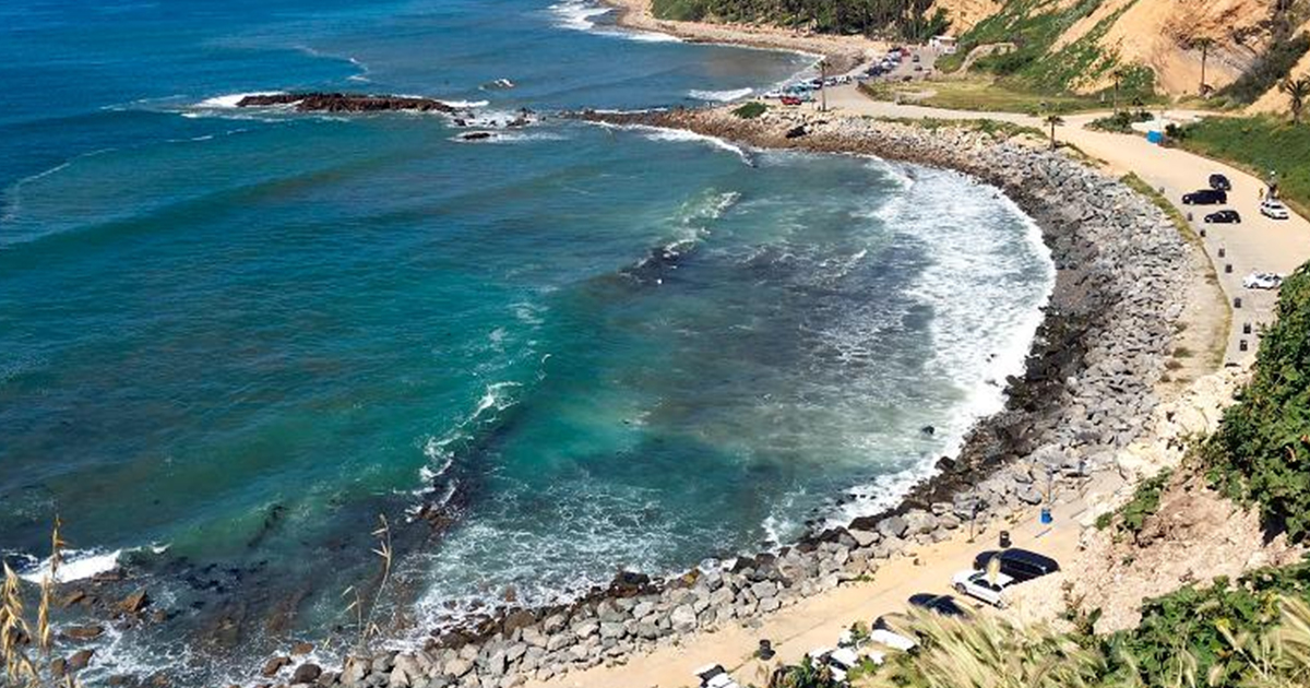 La mitad de las playas del mundo podrían desaparecer para fines de siglo, dice un estudio
