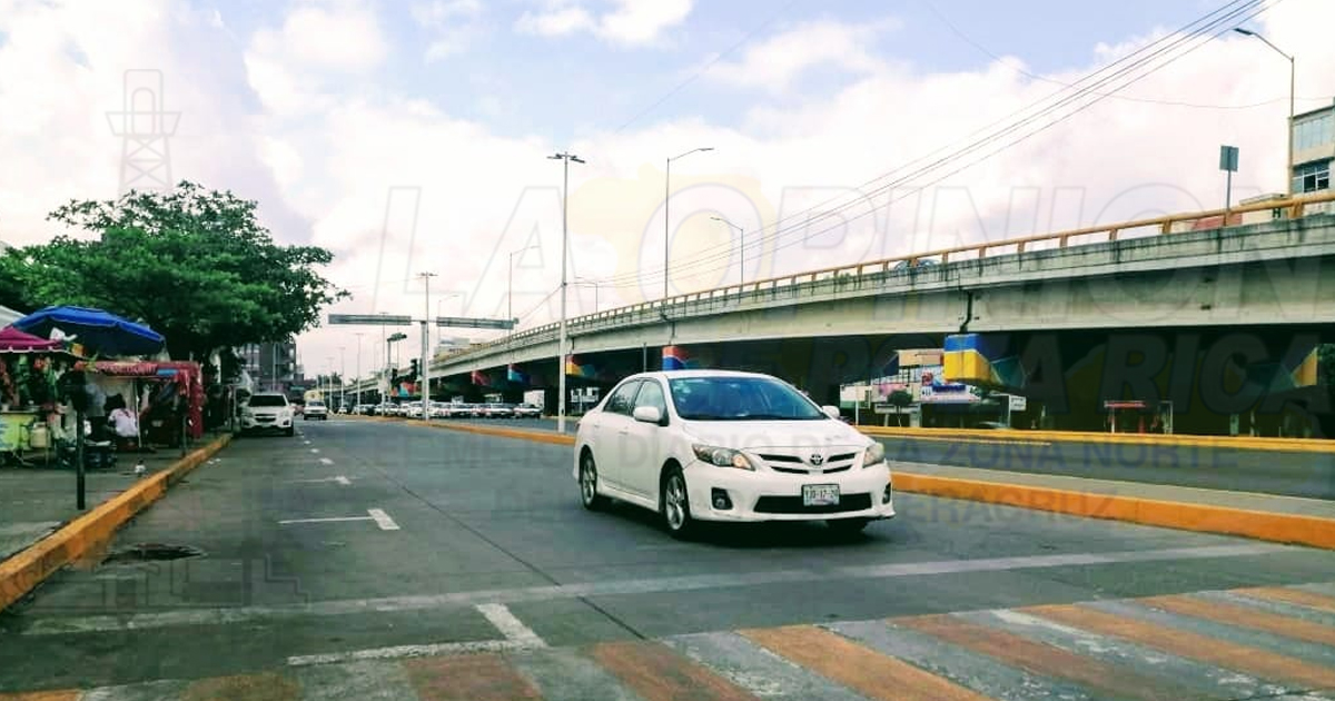 Calles libres de tráfico en Poza Rica por puente