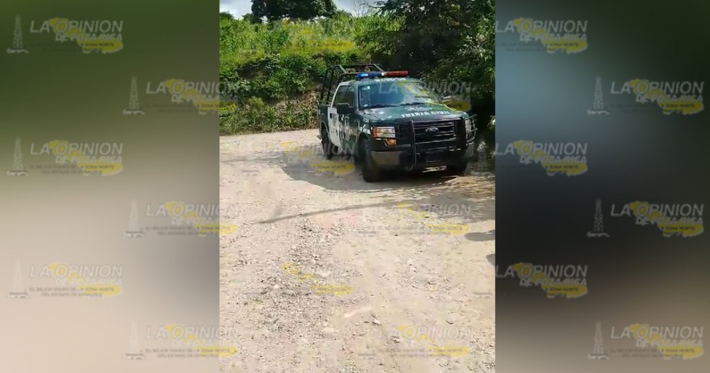 Se llevan a mujer en la comunidad el Remolino