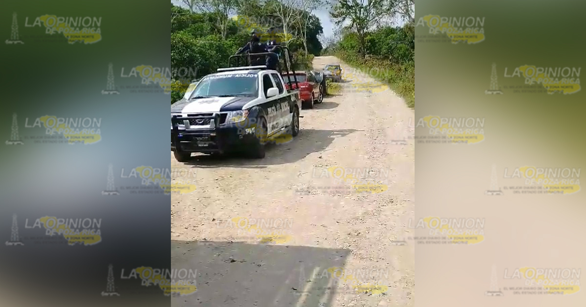 Se llevan a mujer en la comunidad el Remolino