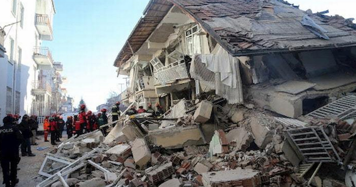En medio de la pandemia, sismo deja sin agua a 130 mil personas en Colombia