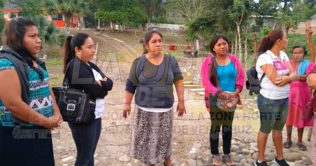 Se manifiestan por la falta de docente de un Telebachillerato