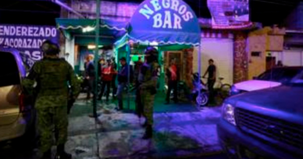 Ataque con granada deja cuatro muertos y seis heridos en un bar de Celaya