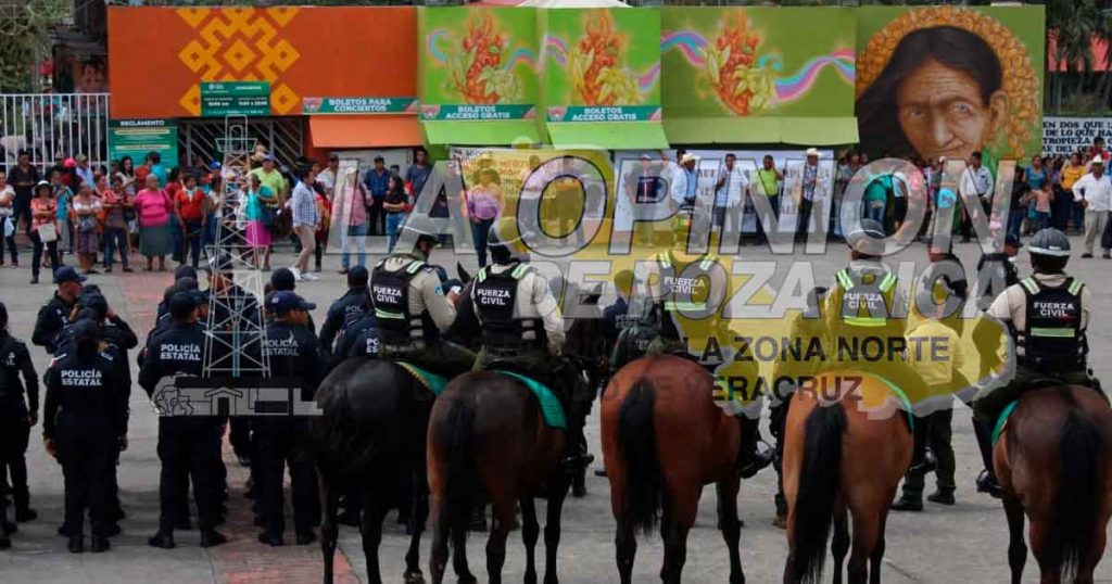 Choque entre campesinos y Fuerza Civil en el parque Temático Takilsukutl