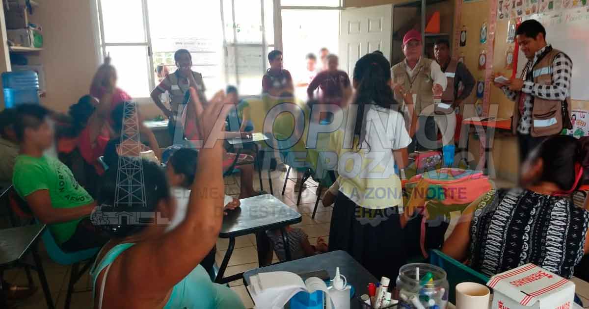 Apoyo federal a escuelas de 5 comunidades en Coatzintla