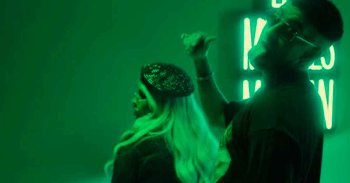 Bad Bunny es tendencia: estrena video y se viste de mujer