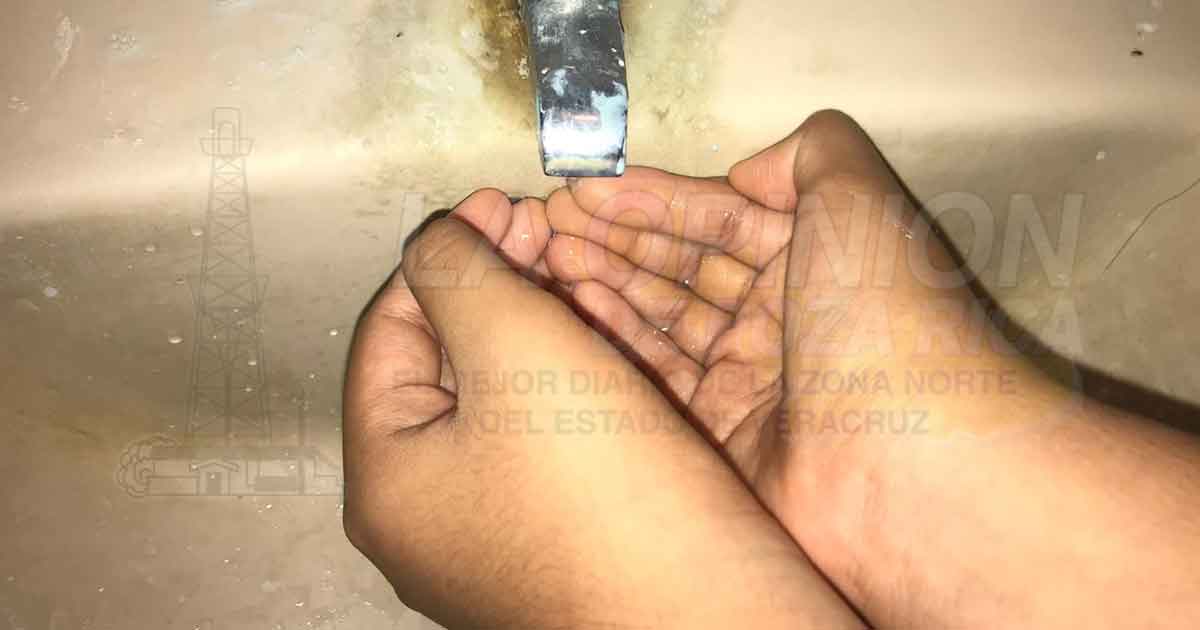 La CAEV deja sin agua a Juan Rodríguez Clara, Ver.