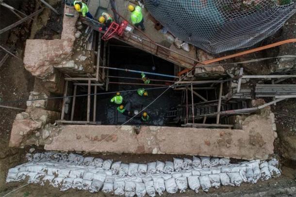 Tumbas Ricas son reveladas rurante la excavación del metro