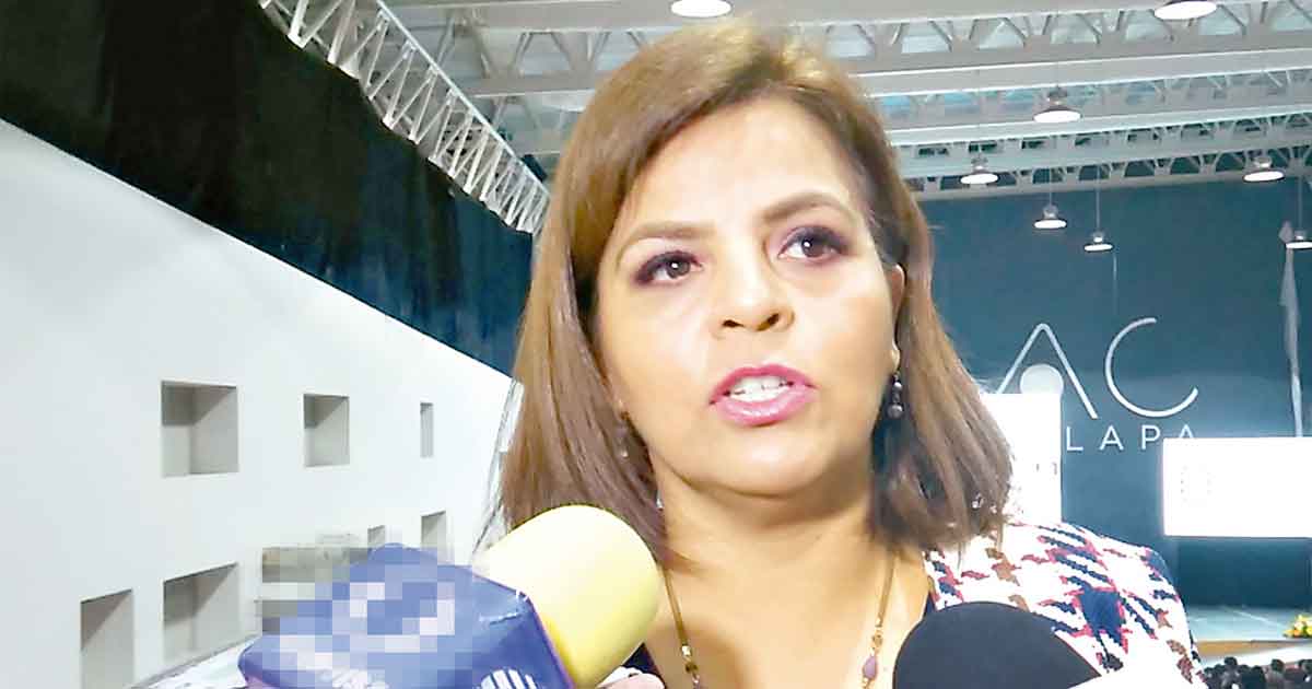 Protagoniza Verónica Aguilera la segunda renuncia del gabinete