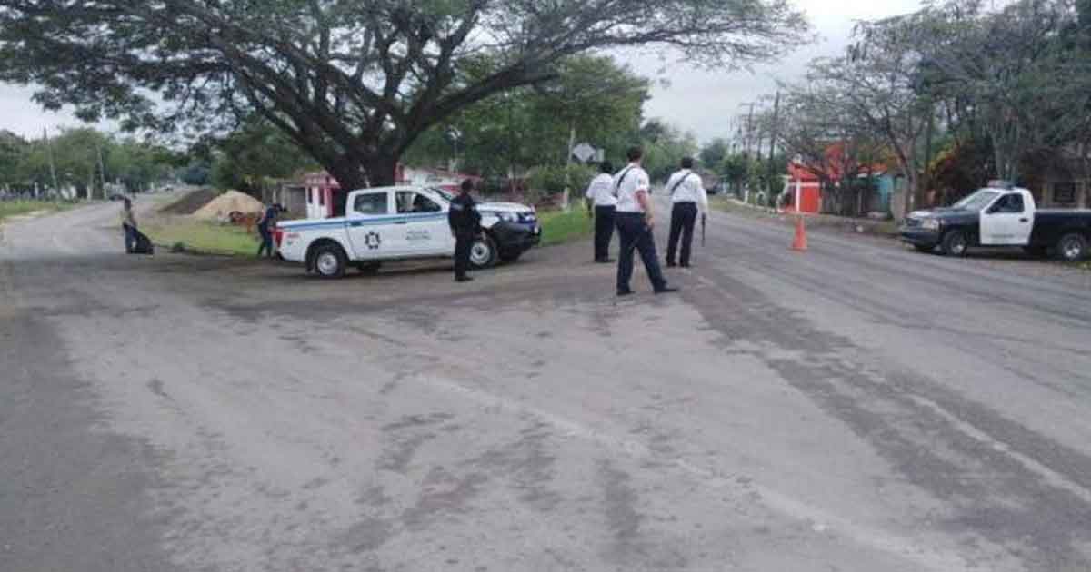 Covid-19 Veracruz. Tamiahua cierra paso a vehículos de otros estados