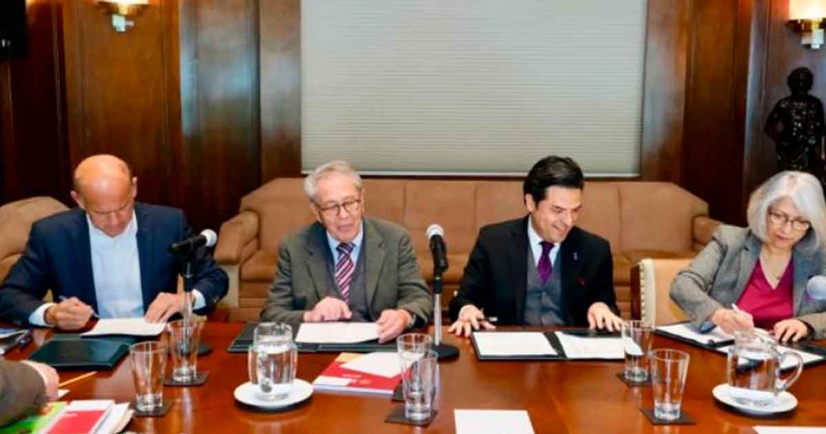 IMSS e Insabi firman convenio para atender a personas sin seguro social