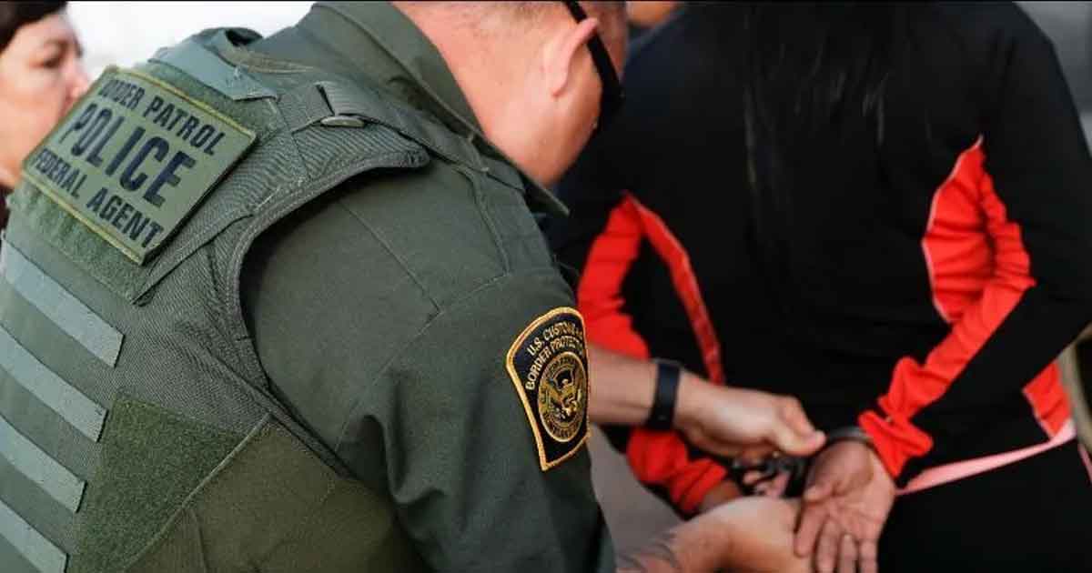 Gobierno de Trump aprueba almacenar ADN de migrantes