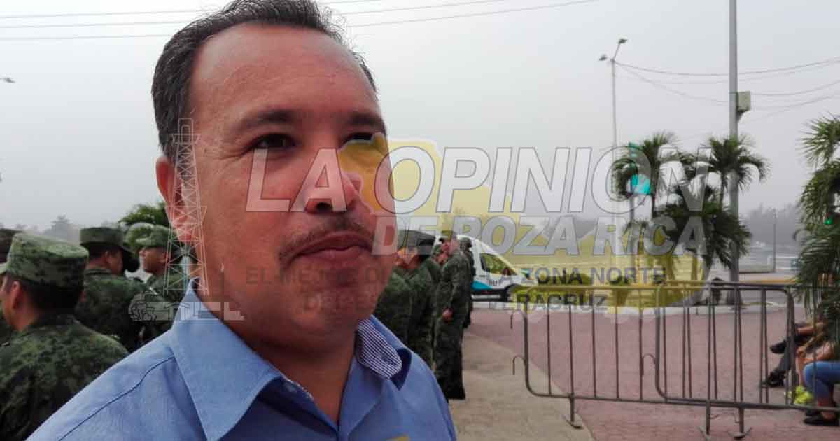 Maestros exigen pagos pendientes y cubrir plazas vacantes