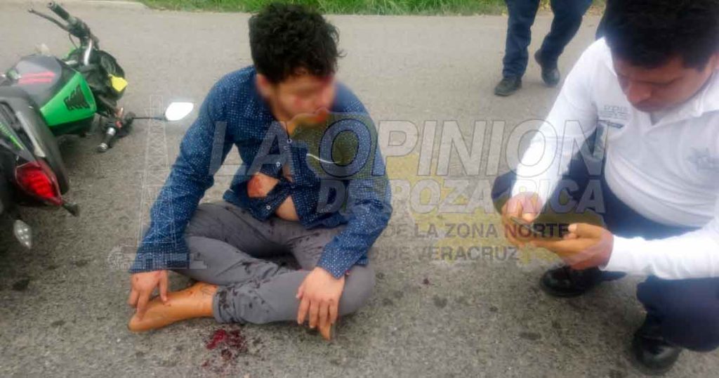 Motociclista herido al chocar contra camioneta en Espinal